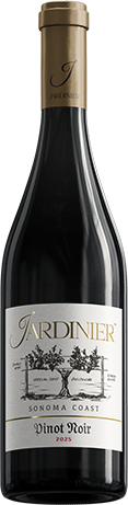 Pinot Noir bottle